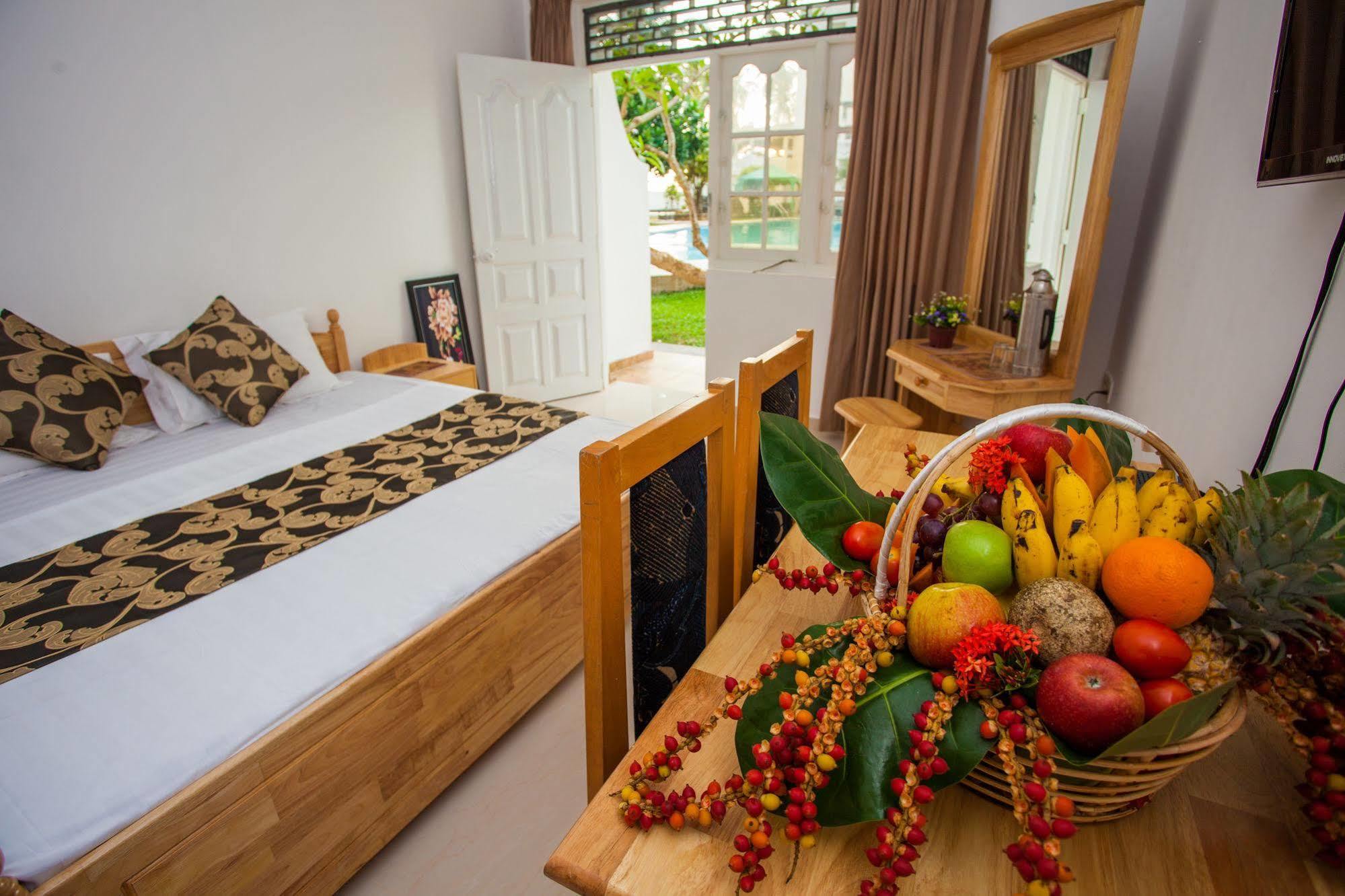 Navro Beach Resort Panadura Bagian luar foto