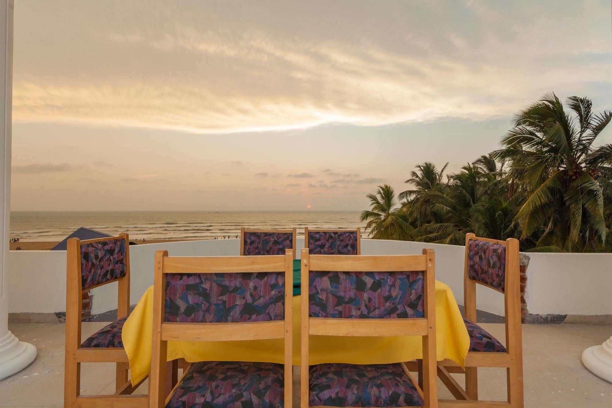 Navro Beach Resort Panadura Bagian luar foto